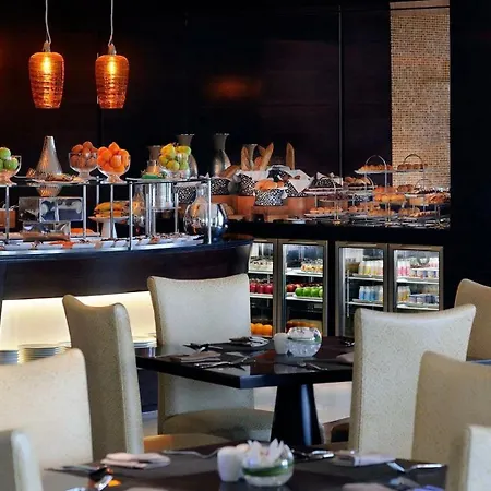 Address Marina Mall Suites - Full Marina Views, Balcony, Kitchen & Parking Dubai Buitenkant foto