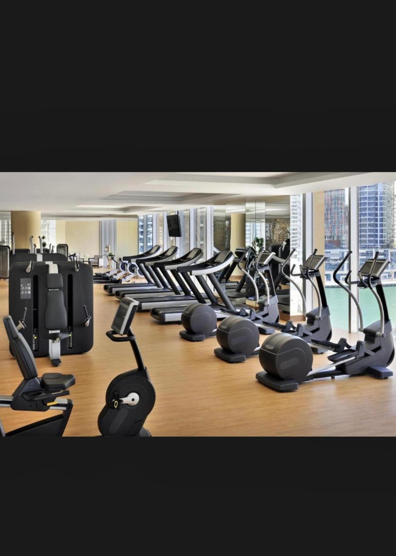 Address Marina Mall Suites - Full Marina Views, Balcony, Kitchen & Parking دبي
